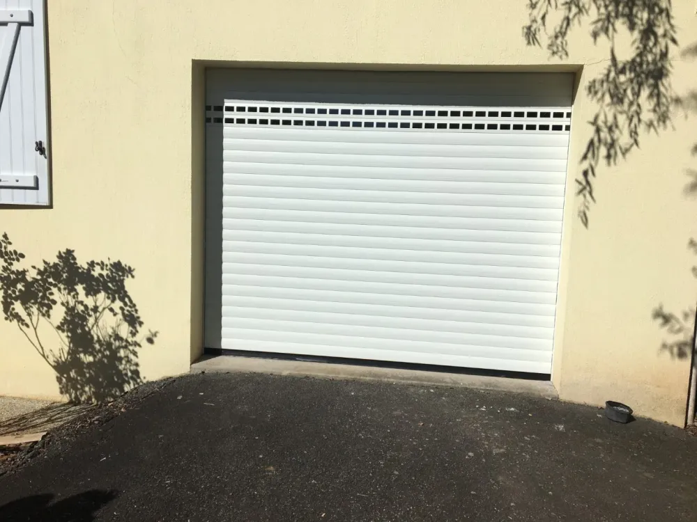 porte garage blanche