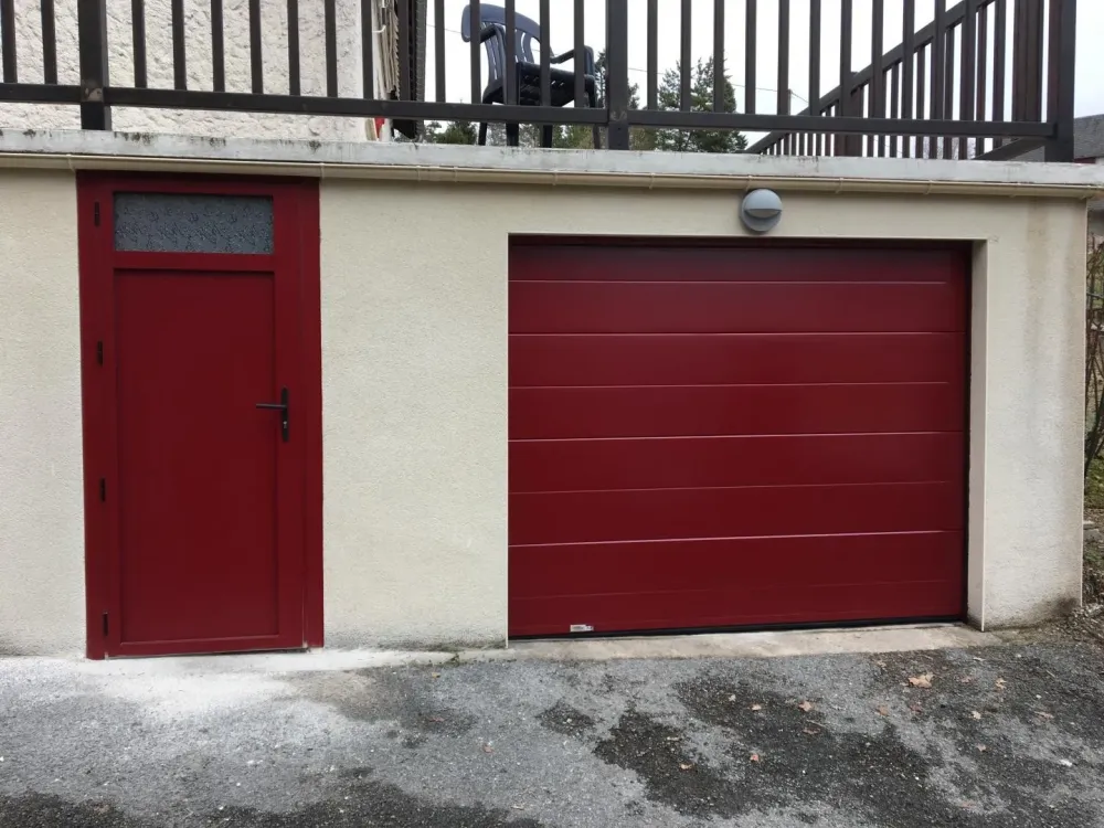 porte garage rouge
